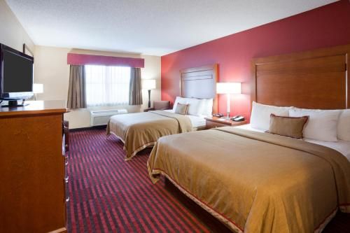 Photo of GrandStay Hotel & Suites - Stillwater