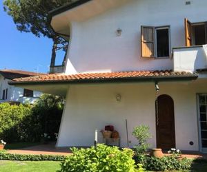 Holiday home Villetta Cinquale Cinquale Italy