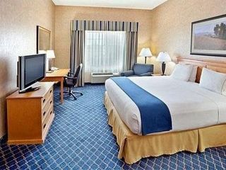 Hotel pic Holiday Inn Express & Suites Cheney, an IHG Hotel