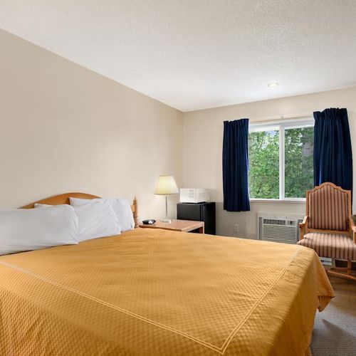 Photo of Travelodge by Wyndham Port of Tacoma WA