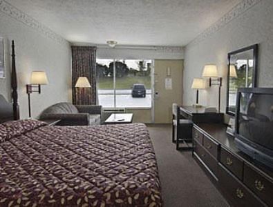 Photo of Country Hearth Inn & Suites Cartersville