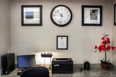 Hotel Photo 8