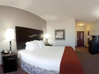 Фото отеля Holiday Inn Express Hotel and Suites Fort Stockton, an IHG Hotel