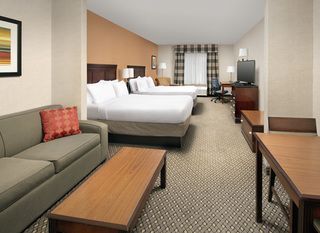 Фото отеля Holiday Inn Express & Suites by IHG Chambersburg, an IHG Hotel