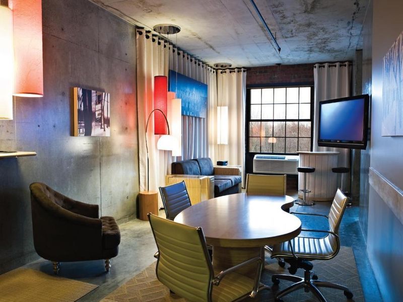 Hotel Photo 6