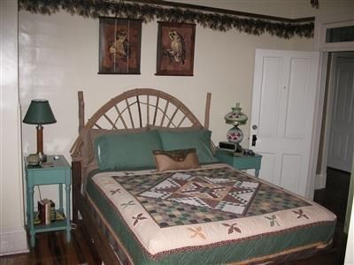 Burgundy Lane Bed & Breakfast