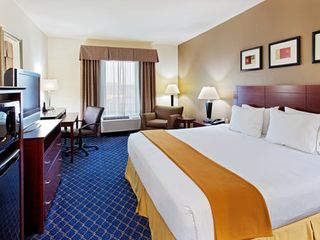 Фото отеля Holiday Inn Express & Suites Cookeville, an IHG Hotel