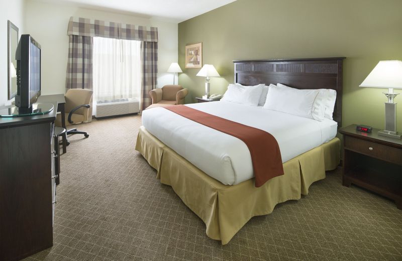 Holiday Inn Express Hotel & Suites- Gadsden, an IHG Hotel