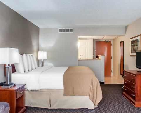 Photo of Quality Inn & Suites Vestal Binghamton near University