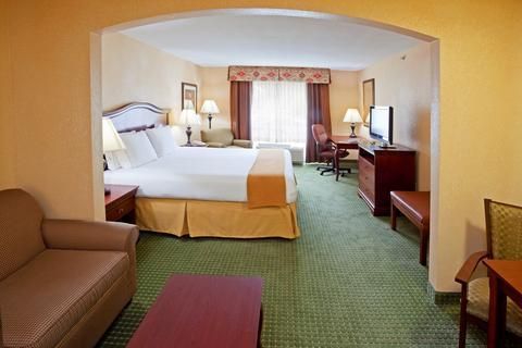 Photo of Holiday Inn Express Hotel & Suites Binghamton University-Vestal