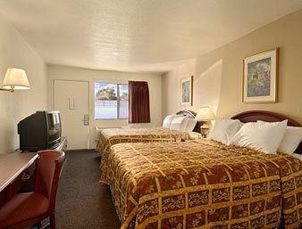 Photo of Park Avenue Inn & Suites