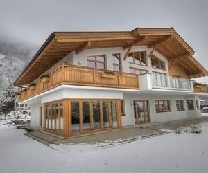 Chalet Apartment Ski and Golf by Kaprun Rentals Zell am See Austria