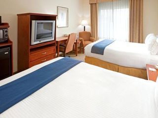Фото отеля Holiday Inn Express Hotel & Suites Decatur, TX, an IHG Hotel