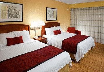 Courtyard by Marriott Somerset