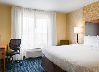 Hotel pic Fairfield Inn & Suites by Marriott Weirton