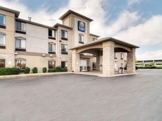 Hotel pic Comfort Inn Crystal Lake - Algonquin