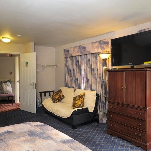 Photo of Regency Inn & Suites West Springfield