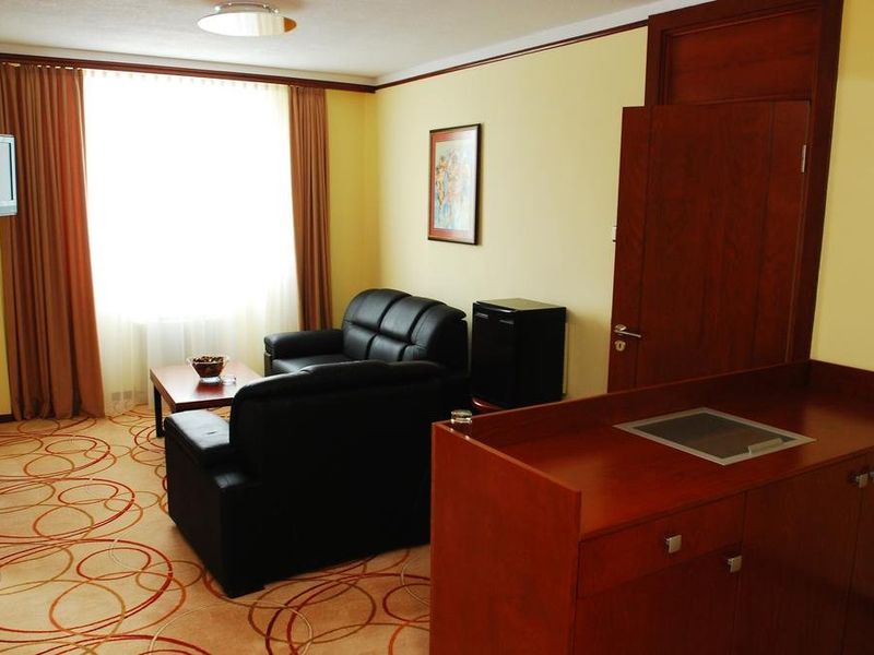 Hotel Photo 12
