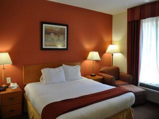 Фото отеля Holiday Inn Express Williamston, an IHG Hotel