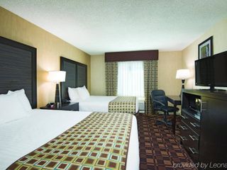 Hotel pic La Quinta Inn by Wyndham Buffalo Airport