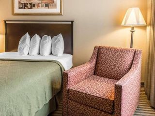 Фото отеля Quality Inn & Suites Indiana