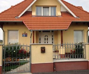 KLARA APARTMAN BUKFURDO Hungary