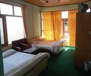 Aar Kay Hotel Srinagar India