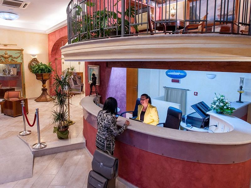Hotel Photo 13