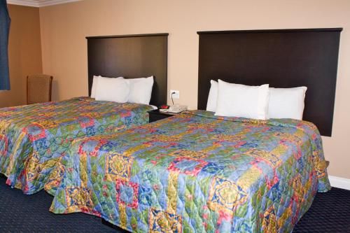 Photo of Garden Inn and Suites Glendora