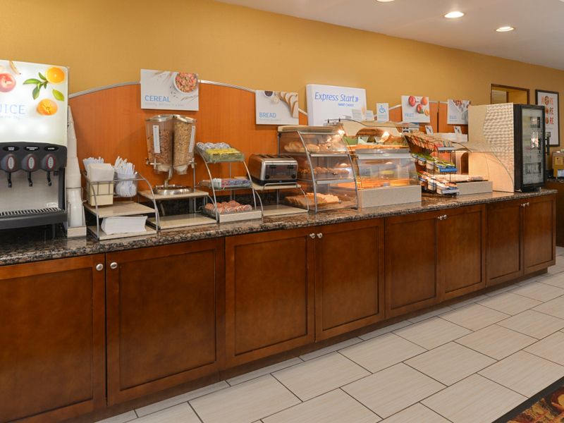 Hotel Photo 12