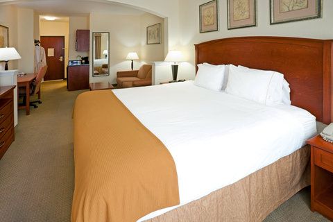 Holiday Inn Express Hotel & Suites Dallas – Grand Prairie I-20, an IHG Hotel