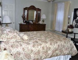 Robertshaw Country House Bed & Breakfast Greensburg United States