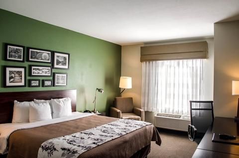 Photo of Sleep Inn & Suites near Liberty Place I-65