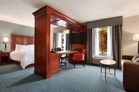 Photo of Hampton Inn and Suites Hartford/Farmington