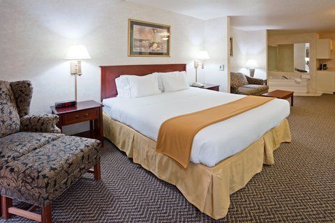 Photo of Holiday Inn Express Hotel & Suites Fort Atkinson, an IHG Hotel