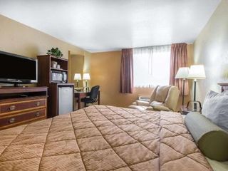 Фото отеля Rodeway Inn Fort Morgan