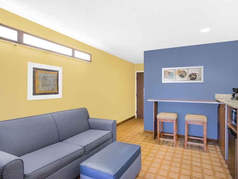 Hotel Photo 5