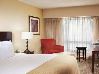 Hotel pic DoubleTree by Hilton New Orleans Airport