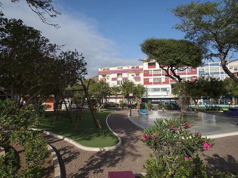 Hotel Photo 1