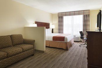 Photo of Country Inn & Suites by Radisson, Macedonia, OH