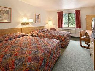 Hotel pic Super 8 by Wyndham Lacey Olympia Area