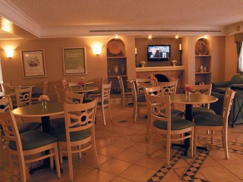 Hotel Photo 9