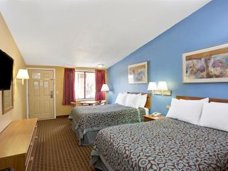 Hotel pic Days Inn by Wyndham Lawrenceville