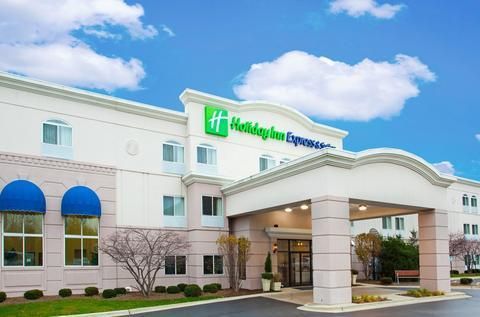 Photo of Holiday Inn Express Hotel & Suites Chicago-Libertyville, an IHG Hotel