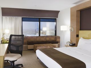 Hotel pic DoubleTree by Hilton Monrovia - Pasadena Area