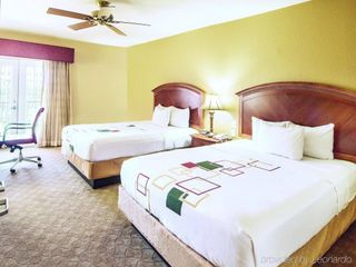 Hotel pic La Quinta Inn & Suites Marble Falls