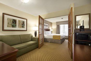 Photo of Country Inn & Suites by Radisson, Toledo, OH