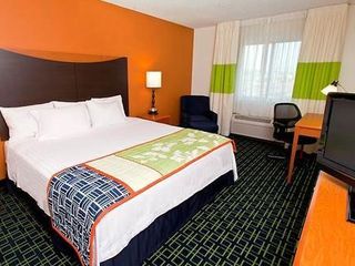 Фото отеля Fairfield Inn & Suites by Marriott Toledo Maumee