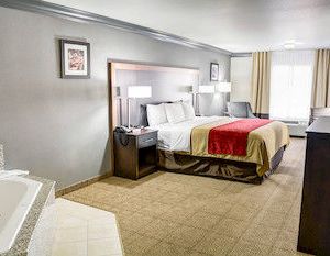 Comfort Inn & Suites Near Universal - North Hollywood – Burbank Burbank United States