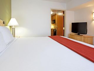 Hotel pic Holiday Inn Express Hotel & Suites Mooresville - Lake Norman, an IHG H